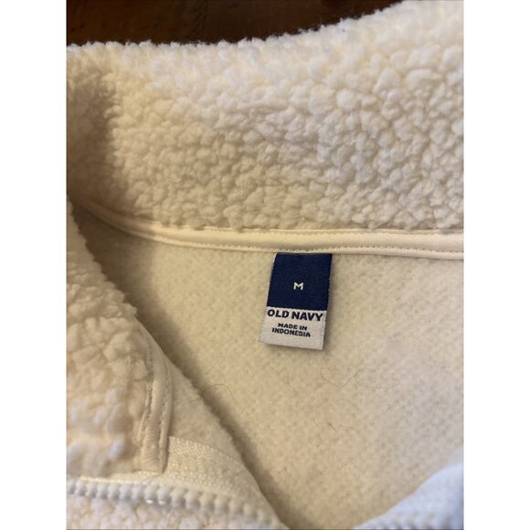 Old Navy White Sherpa Jacket Size Medium Cropped NWT - Picture 5 of 8